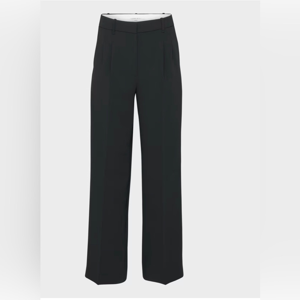 Aritzia The Effortless Pants black worn once size 0